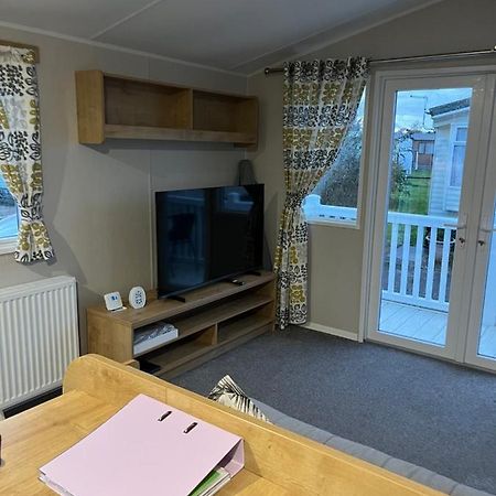Lorraine'S Caravan Holiday Villa Morecambe Exterior photo